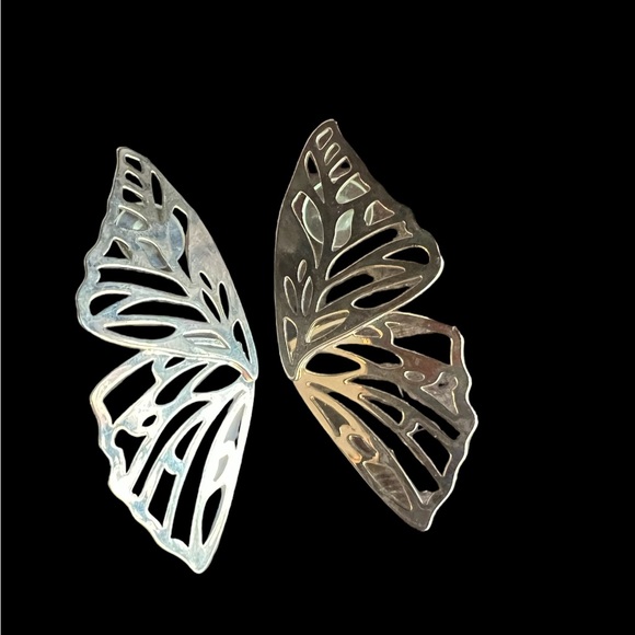 🦋 Butterfly statement earrings 🦋 - Picture 1 of 5
